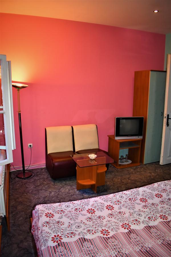 Hotel Bilyana Lovetsj Buitenkant foto